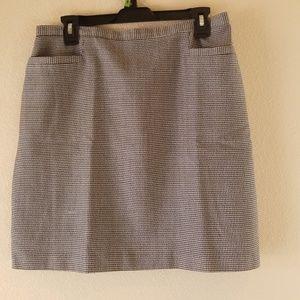 ❣Worthington Houndstooth Fully Lined Career Skirt❣